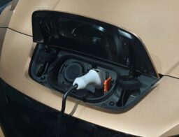 電気自動車の充電器設置工事